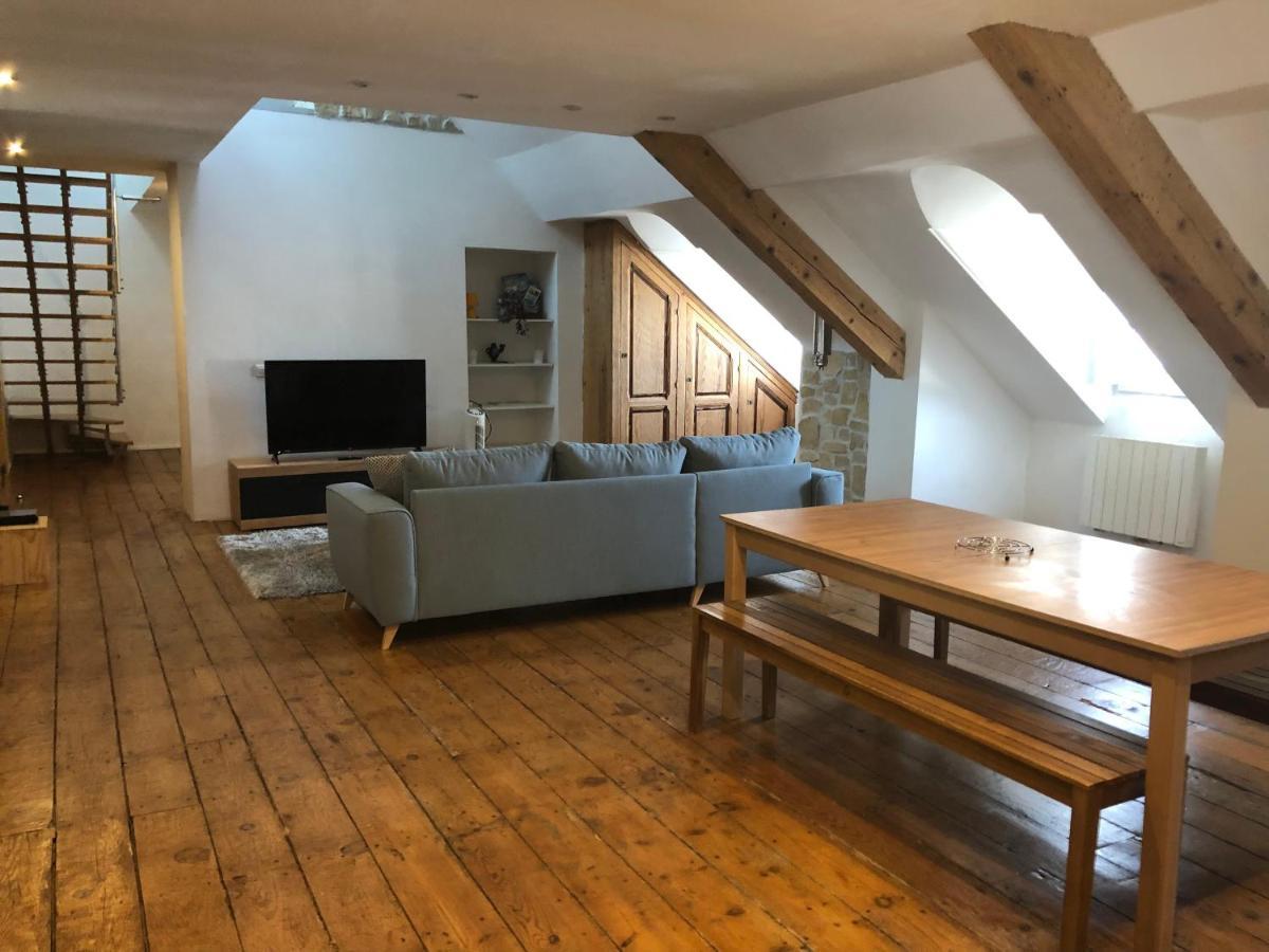 Loft Dans Les Pyrenees Apartment Oloron-Sainte-Marie Exterior foto